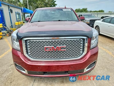 Piąte zdjęcie samochodu w środku: 2017 GMC YUKON DENALI VIN:1GKS2CKJ9HR240637 - miniatura