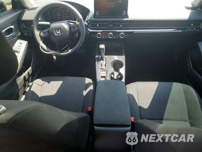 Zdjęcie 8 z 12 samochodu: 2026 HONDA CIVIC LX VIN:2HGFE2F24TH512538 - miniatura