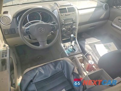 Zdjęcie 8 z 13 samochodu: 2011 SUZUKI GRAND VITARA PREMIUM VIN:JS3TD0D20B4102845 - miniatura