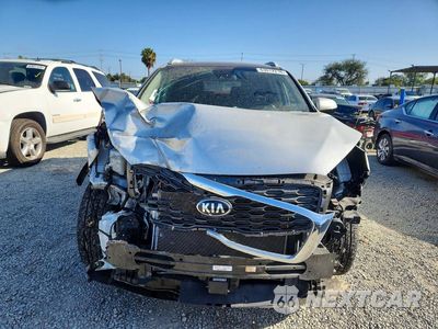 Piąte zdjęcie samochodu w środku: 2020 KIA SORENTO EX V6 VIN:5XYPH4A54LG706900 - miniatura