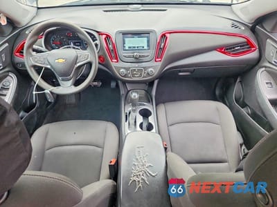 Zdjęcie 8 z 13 samochodu: 2018 CHEVROLET MALIBU LS VIN:1G1ZB5ST3JF284818 - miniatura