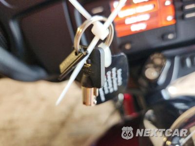 Zdjęcie 8 z 9 samochodu: 2017 HARLEY-DAVIDSON FLHX STREET GLIDE VIN:1HD1KBC16HB629968 - miniatura