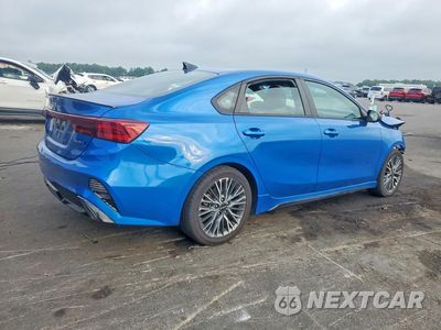 Trzecie zdjęcie samochodu z tyłu: 2023 KIA FORTE GT LINE VIN:3KPF54AD0PE612236 - miniatura