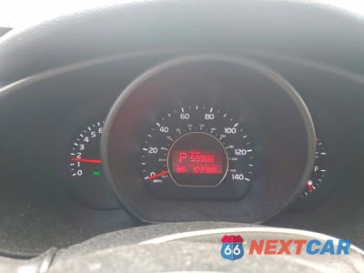 Zdjęcie 9 z 13 samochodu: 2018 KIA SOUL + VIN:KNDJP3A59J7590767 - miniatura