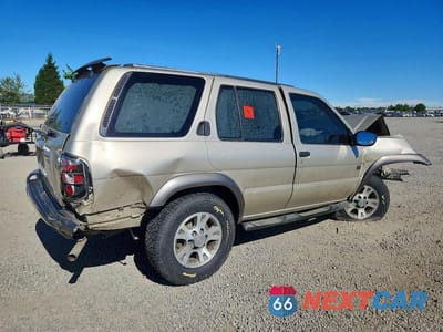 Trzecie zdjęcie samochodu z tyłu: 1999 NISSAN PATHFINDER XE VIN:JN8AR07Y3XW389752 - miniatura