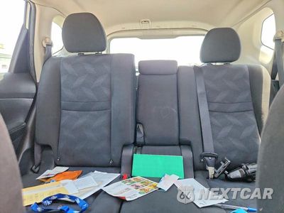 Zdjęcie 10 z 13 samochodu: 2015 NISSAN ROGUE S VIN:KNMAT2MTXFP566081 - miniatura