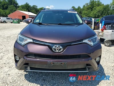 Piąte zdjęcie samochodu w środku: 2016 TOYOTA RAV4 XLE VIN:2T3RFREV7GW461703 - miniatura