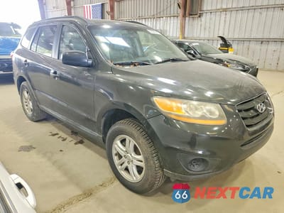 Czwarte zdjęcie samochodu z boku: 2010 HYUNDAI SANTA FE GLS VIN:5NMSG3AB0AH337176 - miniatura