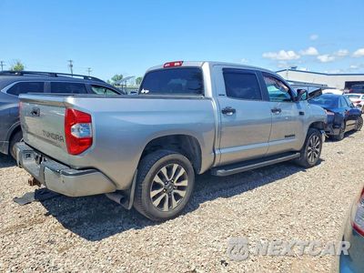 Trzecie zdjęcie samochodu z tyłu: 2018 TOYOTA TUNDRA CREWMAX LIMITED VIN:5TFHY5F18JX755818 - miniatura