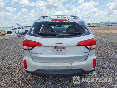 Zdjęcie 6 z 13 samochodu: 2014 KIA SORENTO LX VIN:5XYKTCA67EG476123 - miniatura