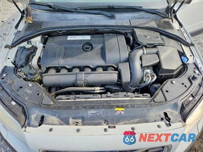 Zdjęcie 12 z 13 samochodu: 2011 VOLVO XC70 3.2 VIN:YV4952BZ1B1094951 - miniatura