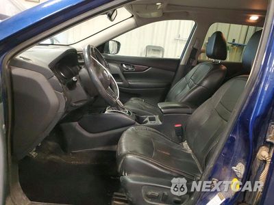 Zdjęcie 7 z 13 samochodu: 2017 NISSAN ROGUE SV/SL VIN:5N1AT2MV3HC795242 - miniatura