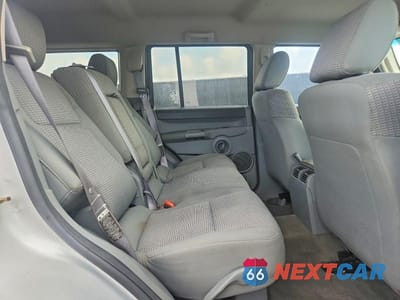 Zdjęcie 11 z 13 samochodu: 2006 JEEP COMMANDER VIN:1J8HH48K86C203470 - miniatura