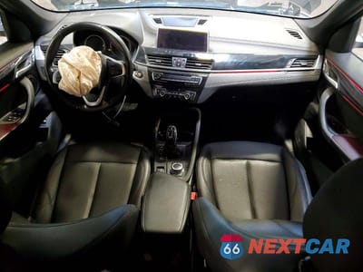 Zdjęcie 8 z 13 samochodu: 2020 BMW X1 XDRIVE28I VIN:WBXJG9C00L5P74517 - miniatura