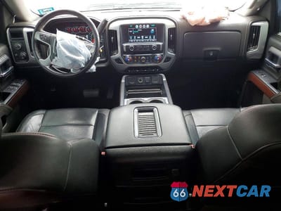 Zdjęcie 8 z 12 samochodu: 2017 GMC SIERRA K1500 SLT VIN:3GTU2NEC0HG179272 - miniatura