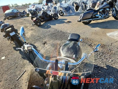 Piąte zdjęcie samochodu w środku: 2000 HONDA VT750 CD2 VIN:JH2RC4469YM200522 - miniatura