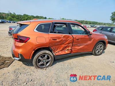 Trzecie zdjęcie samochodu z tyłu: 2023 BMW X1 XDRIVE28I VIN:WBX73EF03P5X17664 - miniatura