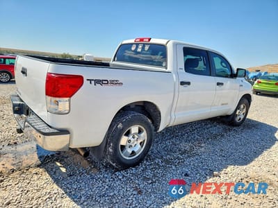 Trzecie zdjęcie samochodu z tyłu: 2012 TOYOTA TUNDRA CREWMAX SR5 VIN:5TFEY5F1XCX124283 - miniatura