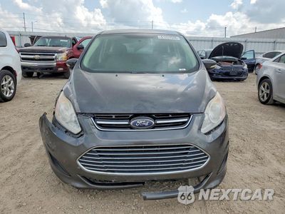 Piąte zdjęcie samochodu w środku: 2016 FORD C-MAX SE VIN:1FADP5AU6GL104776 - miniatura