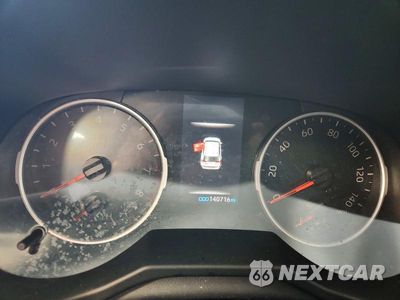 Zdjęcie 9 z 12 samochodu: 2019 TOYOTA RAV4 XLE VIN:2T3P1RFV6KW038219 - miniatura