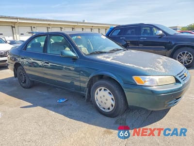 Czwarte zdjęcie samochodu z boku: 1997 TOYOTA CAMRY LE VIN:4T1BG22K6VU748598 - miniatura