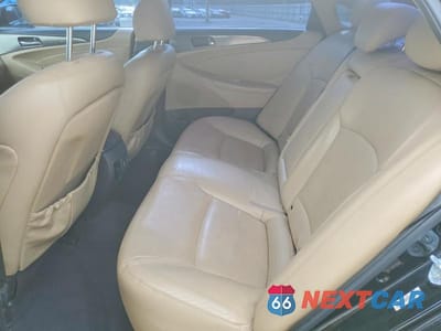 Zdjęcie 10 z 12 samochodu: 2012 HYUNDAI SONATA HYBRID VIN:KMHEC4A43CA059351 - miniatura