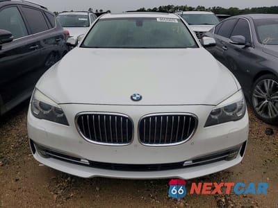 Piąte zdjęcie samochodu w środku: 2014 BMW 740 LI VIN:WBAYE4C5XED138421 - miniatura