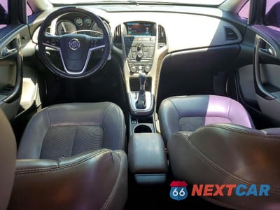Zdjęcie 8 z 12 samochodu: 2013 BUICK VERANO VIN:1G4PP5SK9D4238431 - miniatura