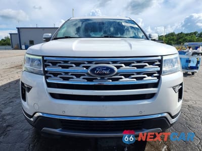 Piąte zdjęcie samochodu w środku: 2018 FORD EXPLORER LIMITED VIN:1FM5K8FH9JGC96636 - miniatura
