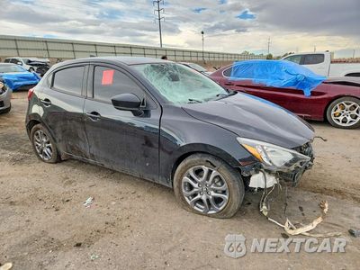 Czwarte zdjęcie samochodu z boku: 2020 TOYOTA YARIS HATCHBACK LE VIN:3MYDLBJV5LY704236 - miniatura
