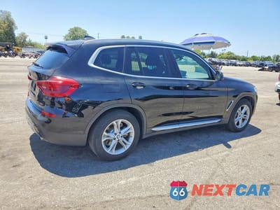 Trzecie zdjęcie samochodu z tyłu: 2020 BMW X3 XDRIVE30I VIN:5UXTY5C01L9B46052 - miniatura