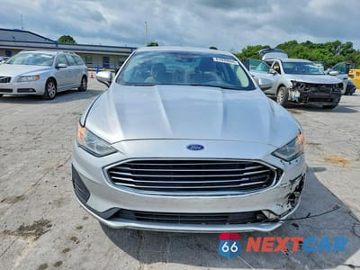 Piąte zdjęcie samochodu w środku: 2019 FORD FUSION S VIN:3FA6P0G79KR102060 - miniatura