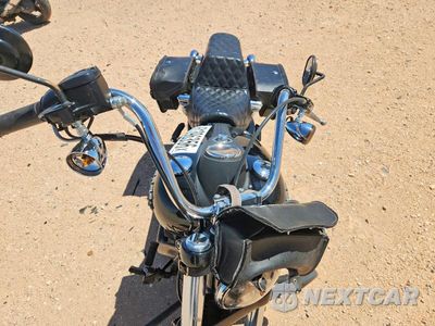 Piąte zdjęcie samochodu w środku: 2016 HARLEY-DAVIDSON FXDB DYNA STREET BOB VIN:1HD1GXM17GC317776 - miniatura