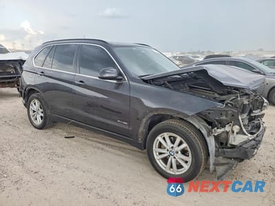 Czwarte zdjęcie samochodu z boku: 2015 BMW X5 XDRIVE35I VIN:5UXKR0C52F0K70568 - miniatura