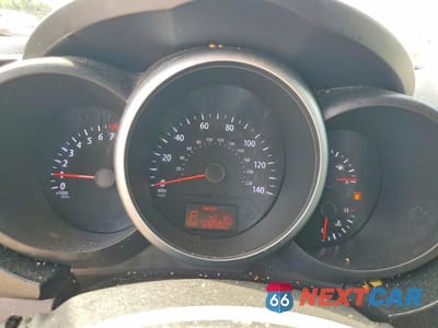 Zdjęcie 9 z 12 samochodu: 2012 KIA SOUL + AUTOMATIC VIN:KNDJT2A61C7415205 - miniatura
