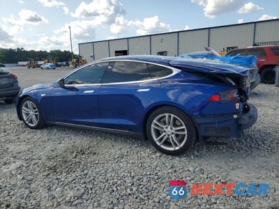 Drugie zdjęcie samochodu z przodu: 2015 TESLA MODEL S VIN:5YJSA1E2XFF105337 - miniatura