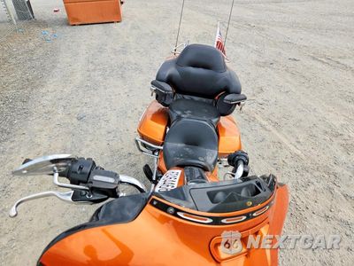 Piąte zdjęcie samochodu w środku: 2015 HARLEY-DAVIDSON FLHTKL ULTRA LIMITED LOW VIN:1HD1KKL17FB688931 - miniatura