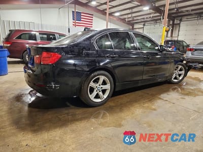 Trzecie zdjęcie samochodu z tyłu: 2015 BMW 320 I XDRIVE VIN:WBA3C3C50FK203073 - miniatura