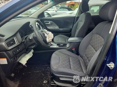 Zdjęcie 7 z 12 samochodu: 2019 KIA NIRO LX VIN:KNDCB3LC7K5244720 - miniatura