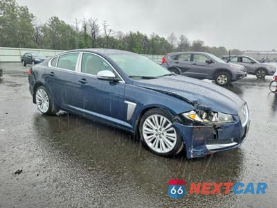 Czwarte zdjęcie samochodu z boku: 2012 JAGUAR XF PORTFOLIO VIN:SAJWA0HB9CLS40181 - miniatura