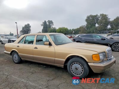Czwarte zdjęcie samochodu z boku: 1986 MERCEDES-BENZ 560 SEL VIN:WDBCA39D2GA249775 - miniatura
