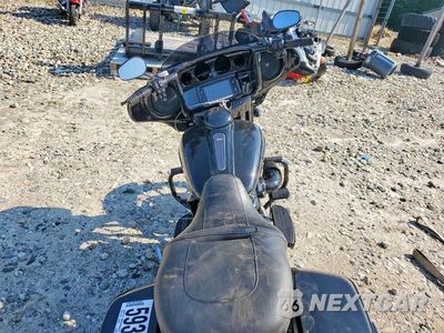 Zdjęcie 6 z 9 samochodu: 2018 HARLEY-DAVIDSON FLHXS STREET GLIDE SPECIAL VIN:1HD1KRC10JB620326 - miniatura