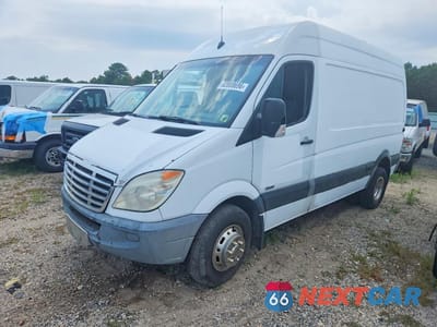 2011 FREIGHTLINER SPRINTER 3500 - DELIVERY VAN WDYPF0CC0B5532653 - główne zdjęcie licytacji z USA - miniatura