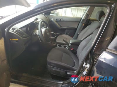 Zdjęcie 7 z 12 samochodu: 2012 KIA FORTE EX VIN:KNAFU4A22C5631066 - miniatura