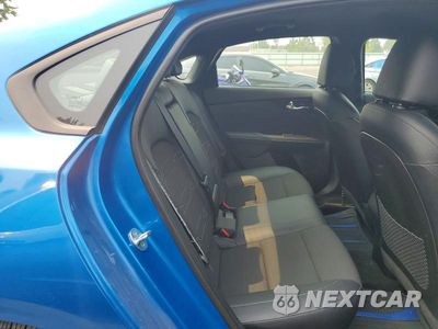 Zdjęcie 10 z 12 samochodu: 2023 KIA FORTE GT LINE VIN:3KPF54ADXPE570092 - miniatura