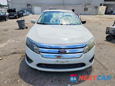 Piąte zdjęcie samochodu w środku: 2011 FORD FUSION SE VIN:3FAHP0HA9BR318266 - miniatura