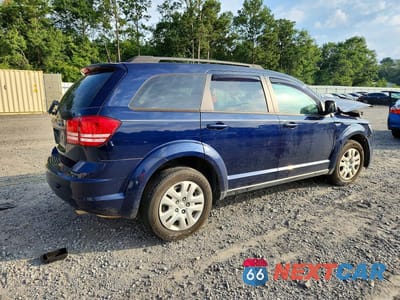 Trzecie zdjęcie samochodu z tyłu: 2020 DODGE JOURNEY SE VIN:3C4PDCABXLT278349 - miniatura