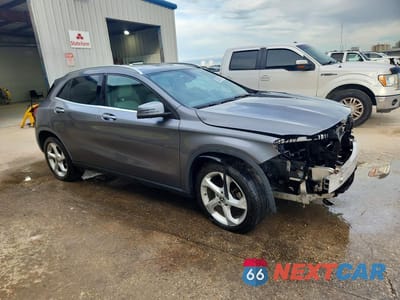 Czwarte zdjęcie samochodu z boku: 2019 MERCEDES-BENZ GLA 250 VIN:WDCTG4EB5KJ554118 - miniatura