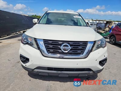 Piąte zdjęcie samochodu w środku: 2020 NISSAN PATHFINDER S VIN:5N1DR2AM7LC629760 - miniatura