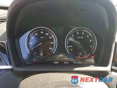 Zdjęcie 9 z 14 samochodu: 2018 BMW X1 XDRIVE28I VIN:WBXHT3C37J3H33430 - miniatura